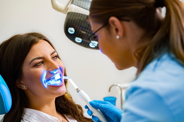 How A Periodontist Uses Laser Dentistry